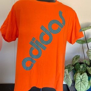 Adidas T-Shirt